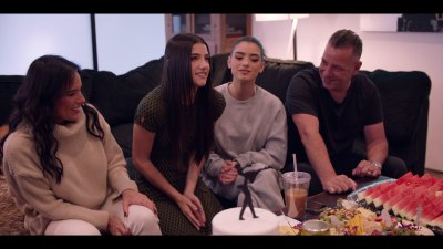 Heidi and Marc D’Amelio Are ‘Proud’ of Charli and Dixie Showing Themselves in an ‘Authentic Way’ Amid Fame