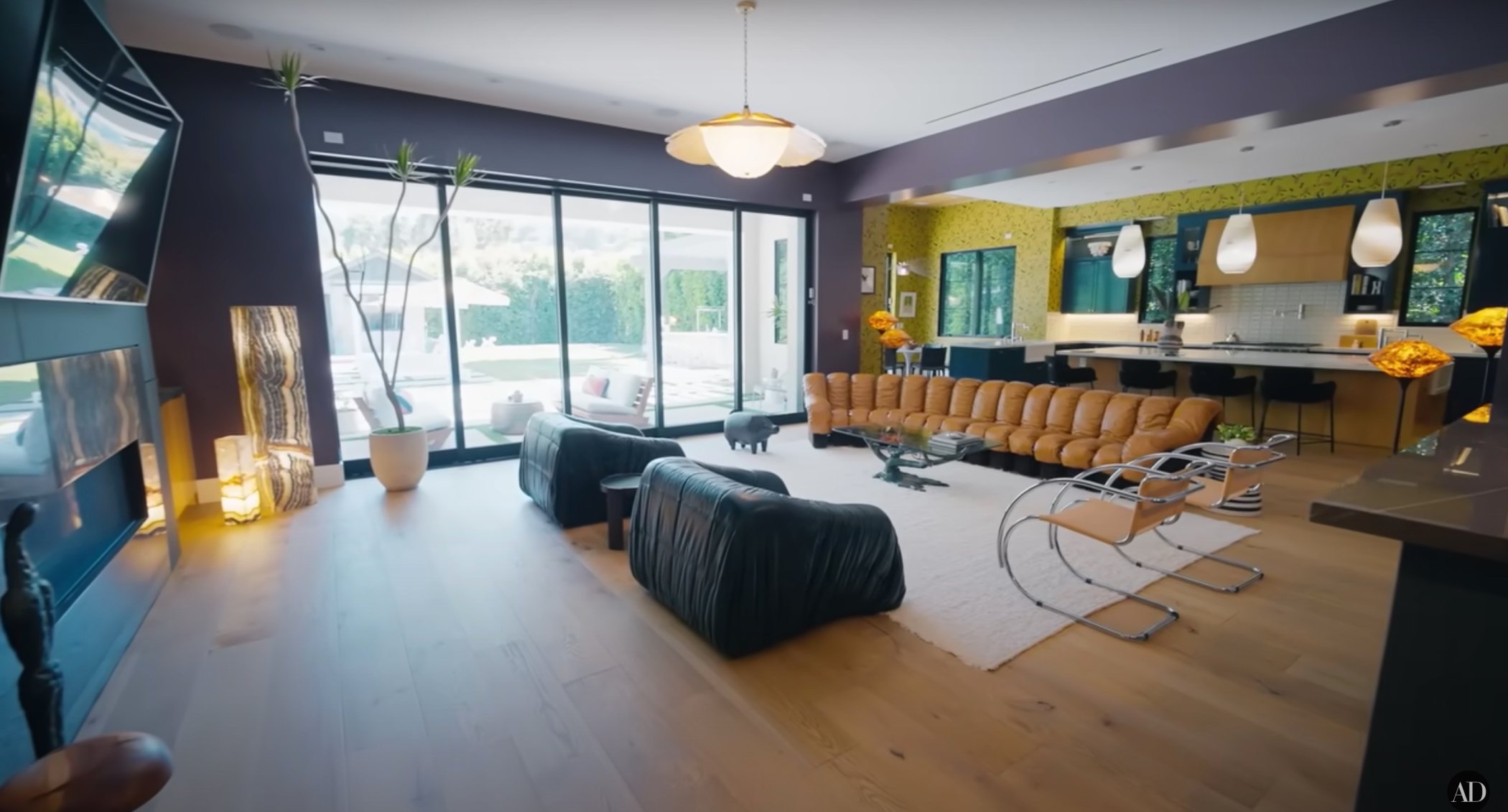 Demi Lovato House Tour: Photos of Modern Los Angeles Home | Life & Style