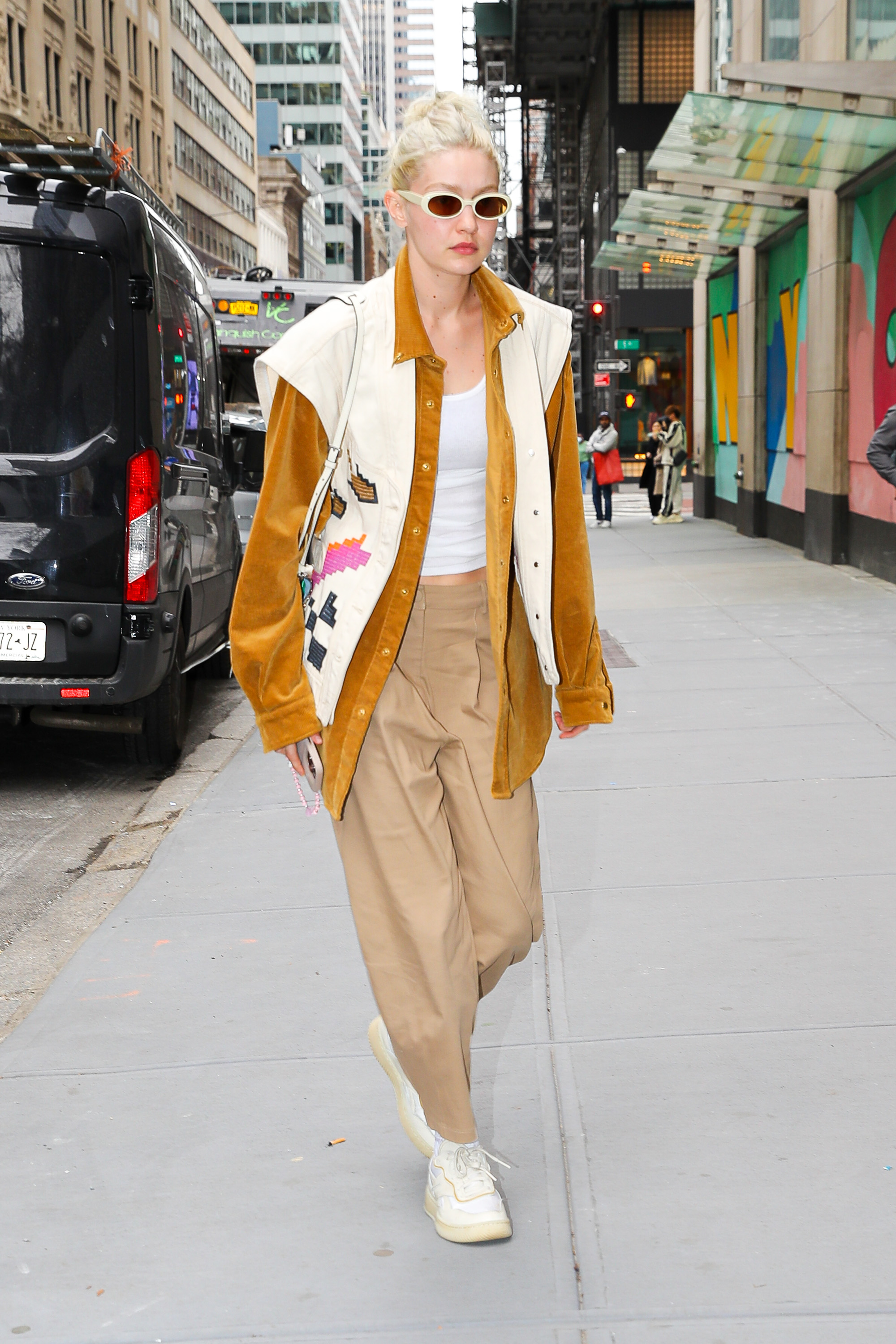 Gigi Hadid Is the Queen of Street Style: See Photos of the Supermodel's Best Outfits