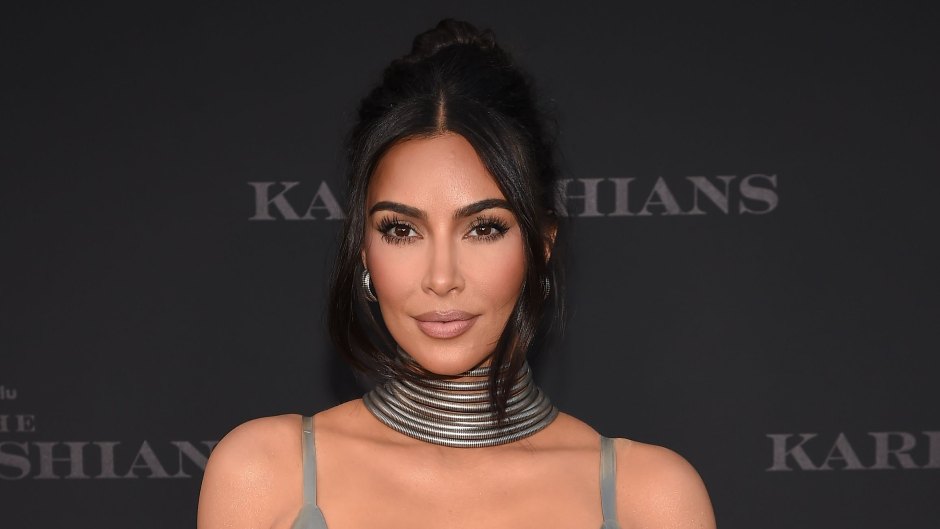 Kim Kardashian Rocks Bleached Eyebrows, Shows Bare Butt
