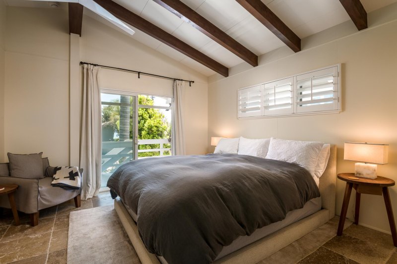 Kourtney Kardashian, Travis Barker Santa Barbara Home: Photos