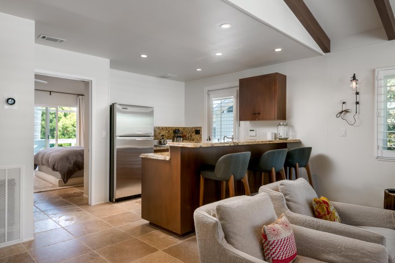 Kourtney Kardashian, Travis Barker Santa Barbara Home: Photos