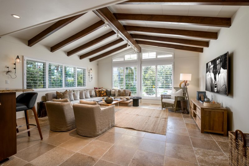 Kourtney Kardashian, Travis Barker Santa Barbara Home: Photos