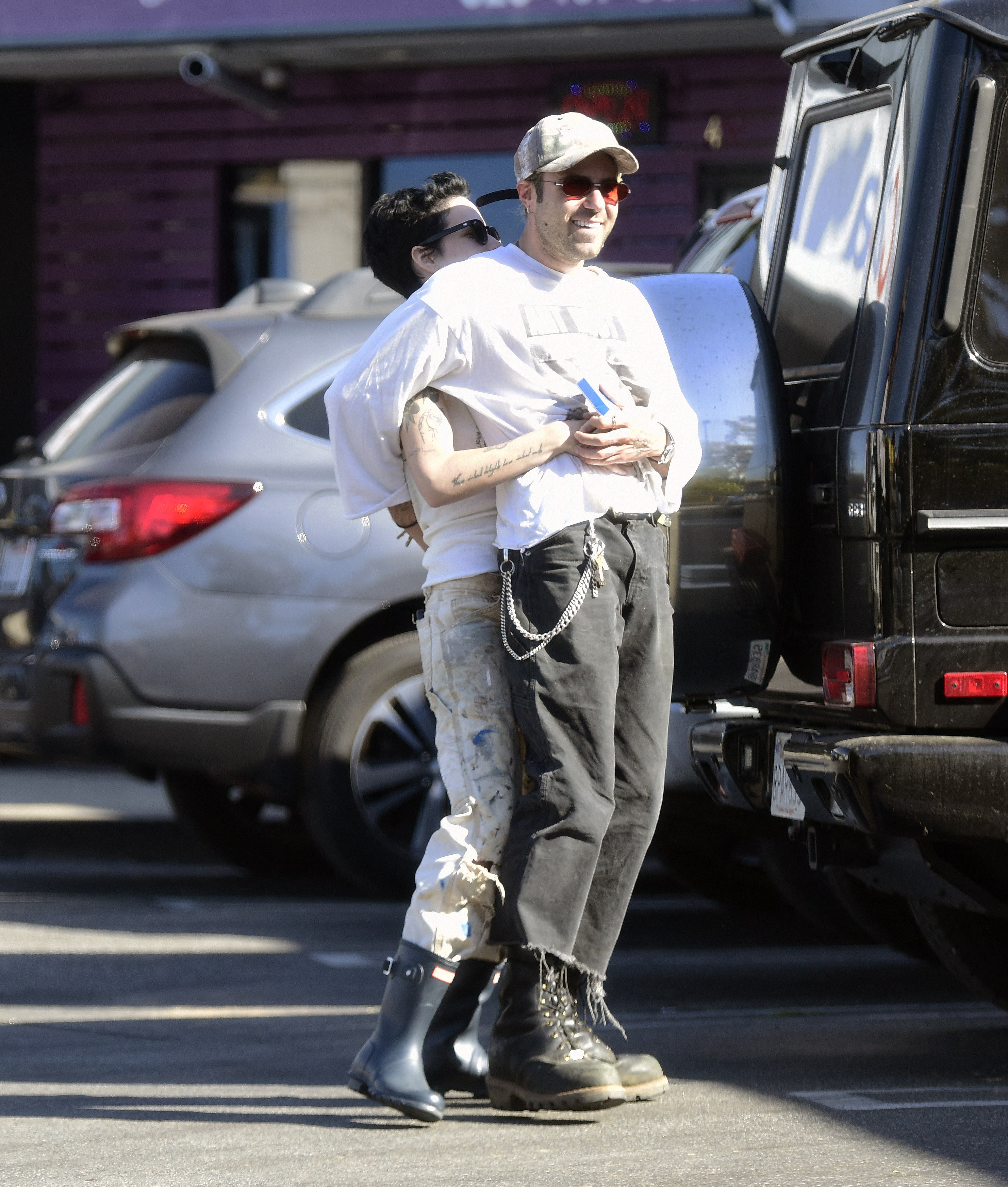 Showing Off Their Love! Halsey and Alev Aydin Pack on the PDA in Rare Photos
