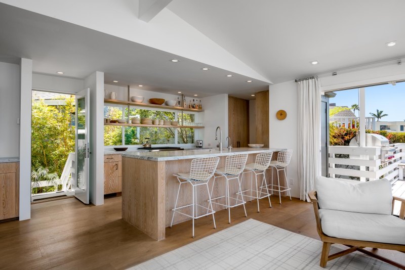 Kourtney Kardashian, Travis Barker Santa Barbara Home: Photos