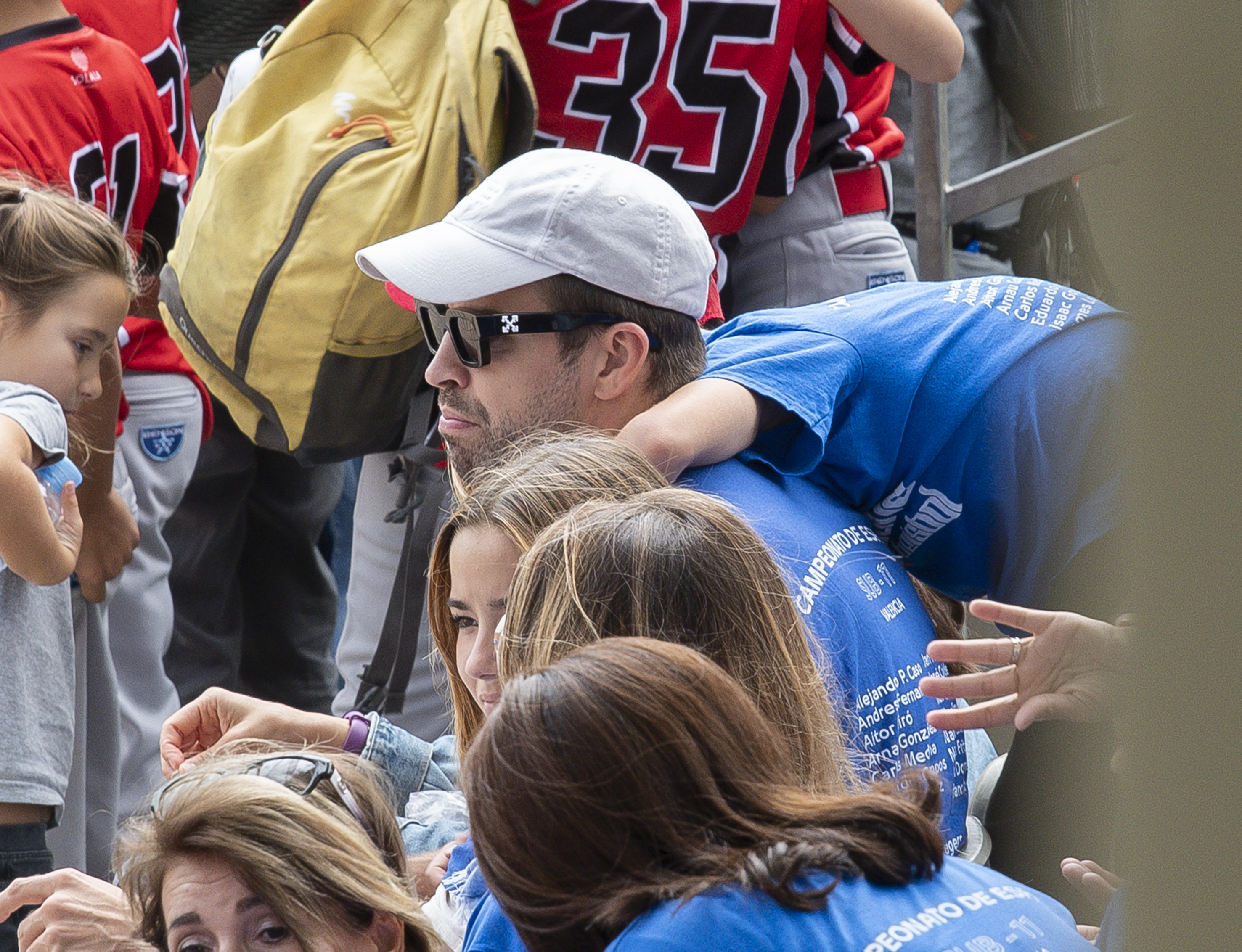 Shakira and Ex Gerard Pique Keep Their Distance During Son’s Soccer Game Following Split: Photos