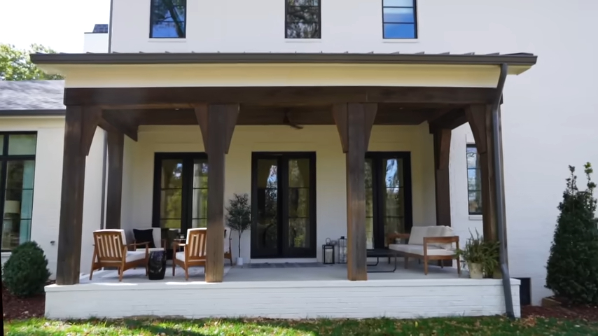 Shawn Johnson Home Tour Photos of Her Stunning New House 4
