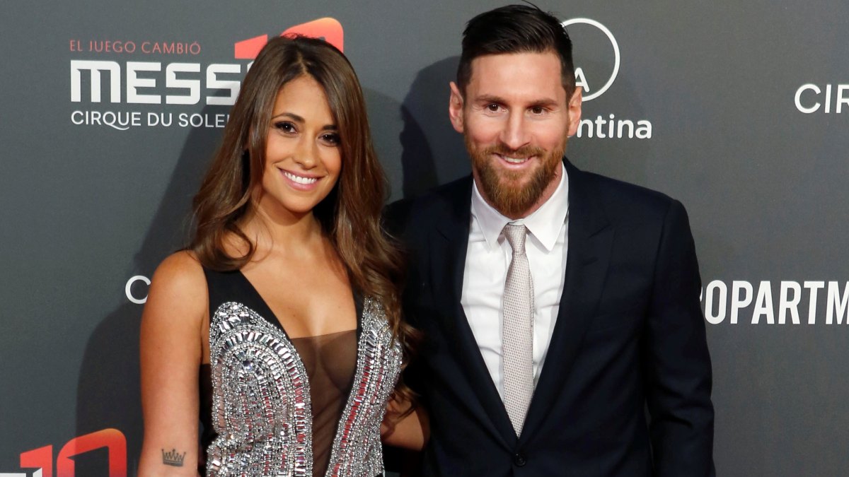 Lionel Messi Family: Meet the Soccer Star's Wife and Kids | Life & Style