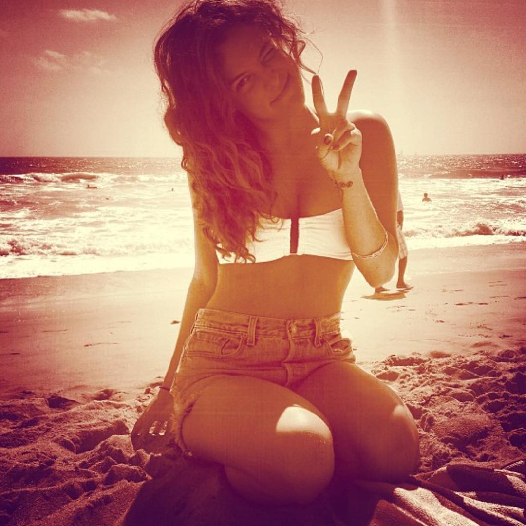 'Daisy Jones & The Six' Actress Riley Keough Is a Bikini Queen! The Actress' Best Swimsuit Photos