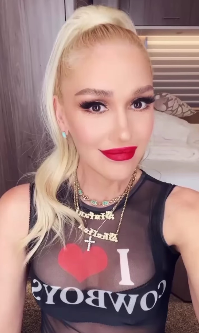 Ageless Beauty! Gwen Stefani's Transformation Over the Years From No Doubt to Now