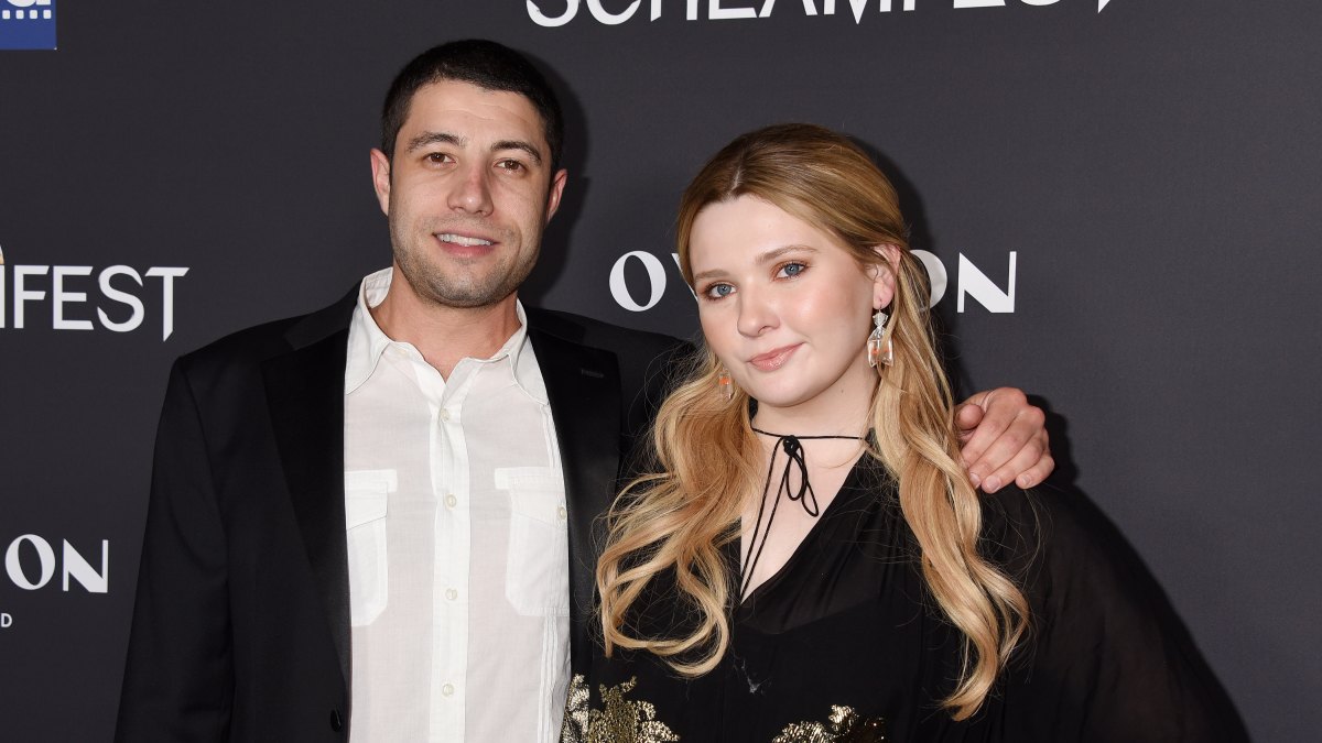 Abigail Breslin Marries Ira Kunyansky