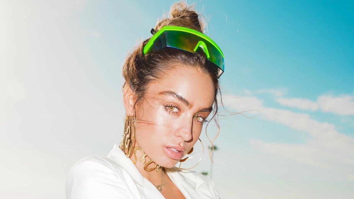 Roll Brings You Your Favorite Creator’s Camera Roll in Seconds! Sommer Ray, Tana Mongeau and More