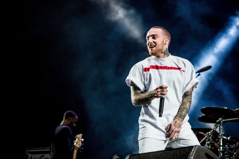 Ariana Grande Is a ~Dangerous Woman~ With a Lengthy Dating History: Meet Her Exes and Husband