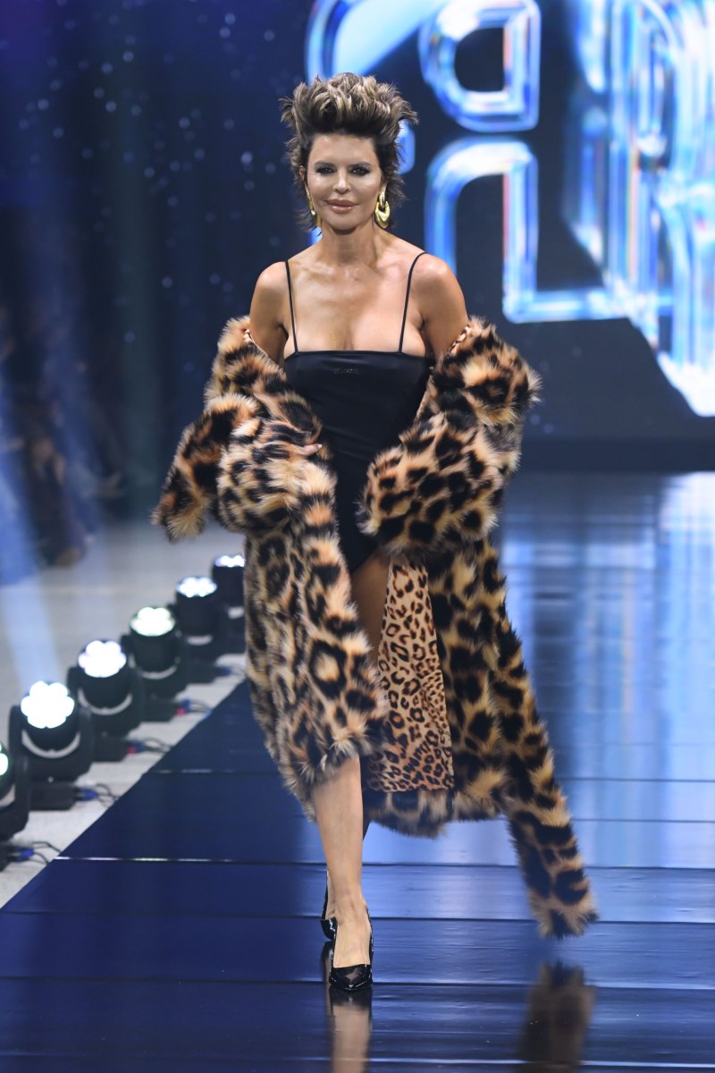 Lisa Rinna Makes Surprise Runway Appearance During Copenhagen Fashion Week Amid 'RHOBH' Drama: Photos