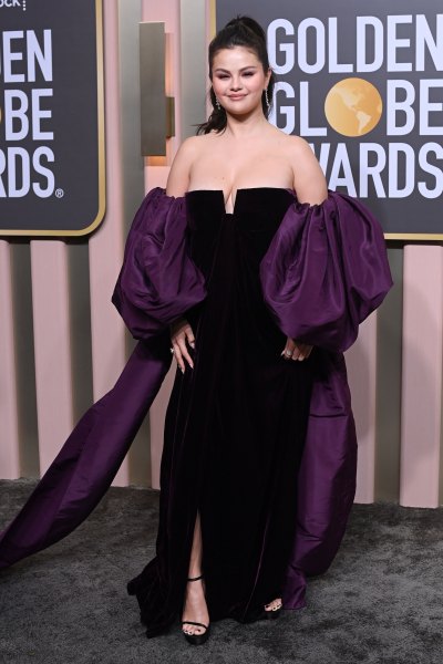 Selena Gomez Says Lupus Medication Leads to Weight Gain, Loss