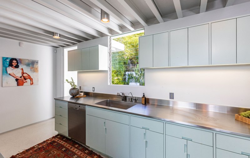 Brad Pitt L.A. Home Photos: The Actor’s House Tour, Cost