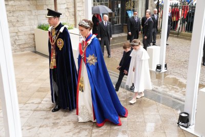 Kate coronation 