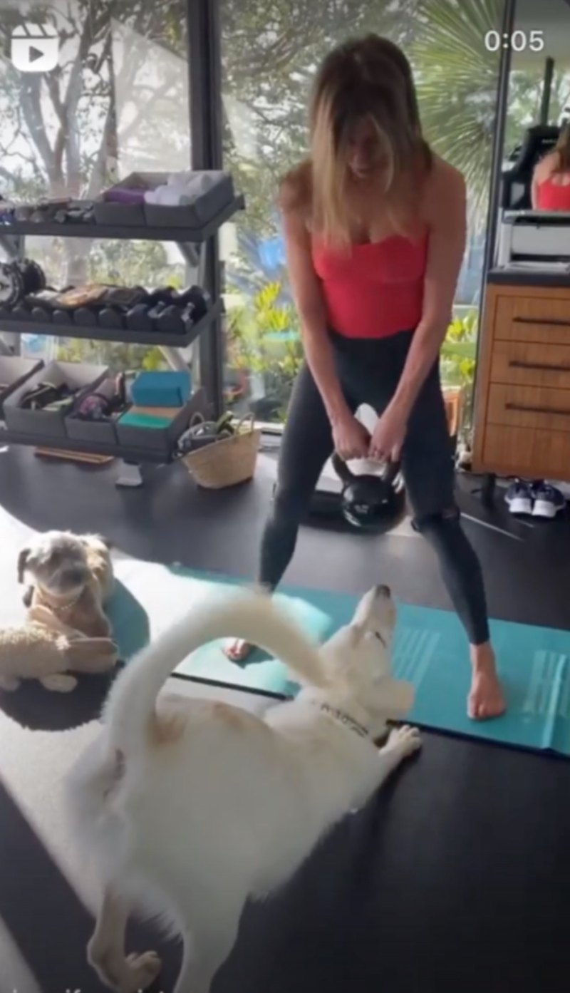 jennifer-aniston-home-gym.jpg