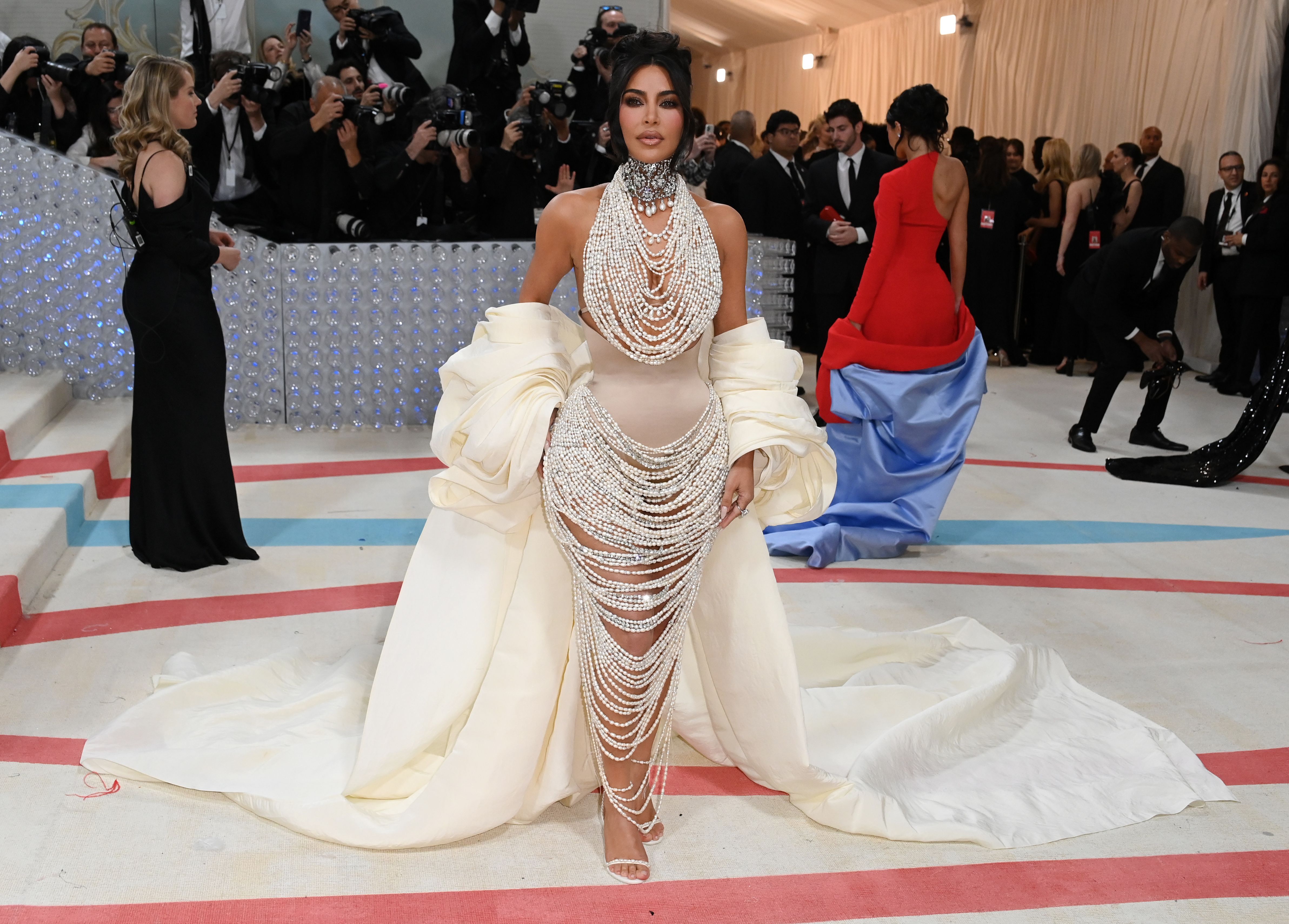 Kylie Jenner's Met Gala 2023 Dress: Photo – Hollywood Life