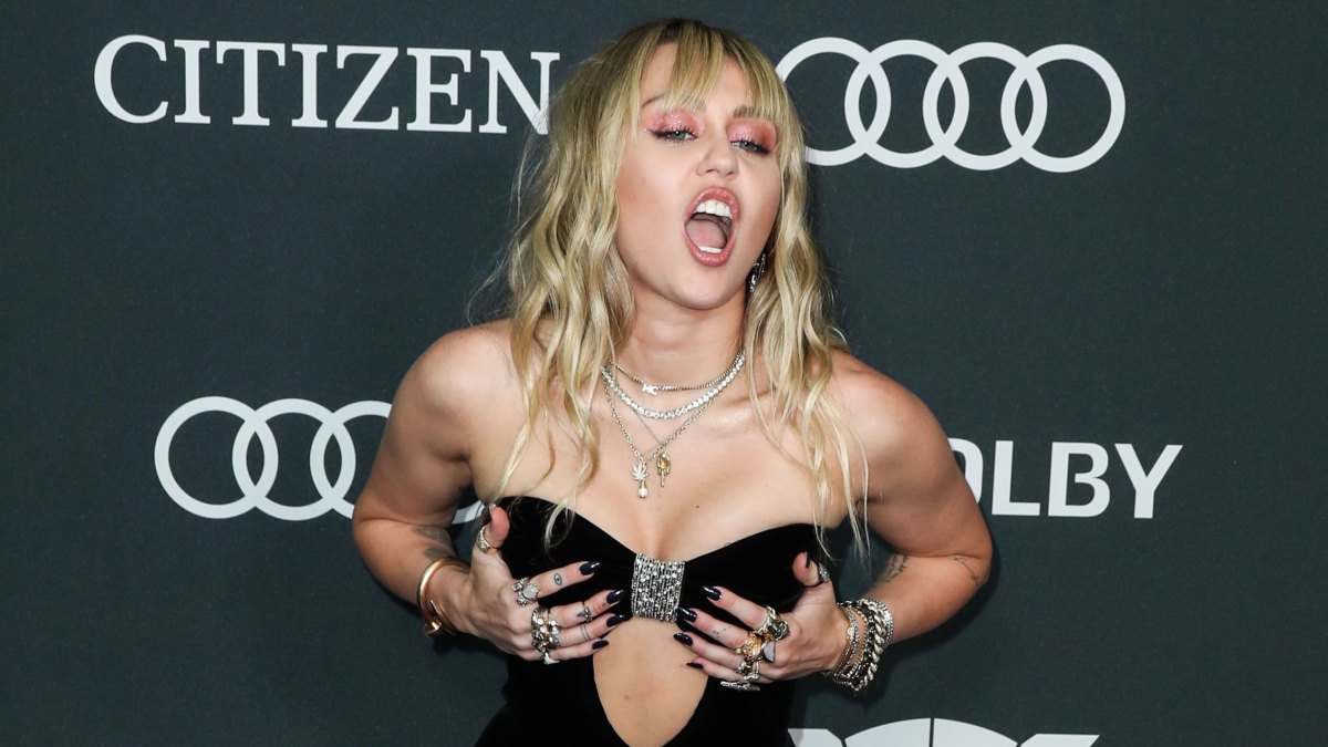 Celebrity Porn Miley Cyrus - Miley Cyrus Sex Confessions: NSFW Quotes, Interviews