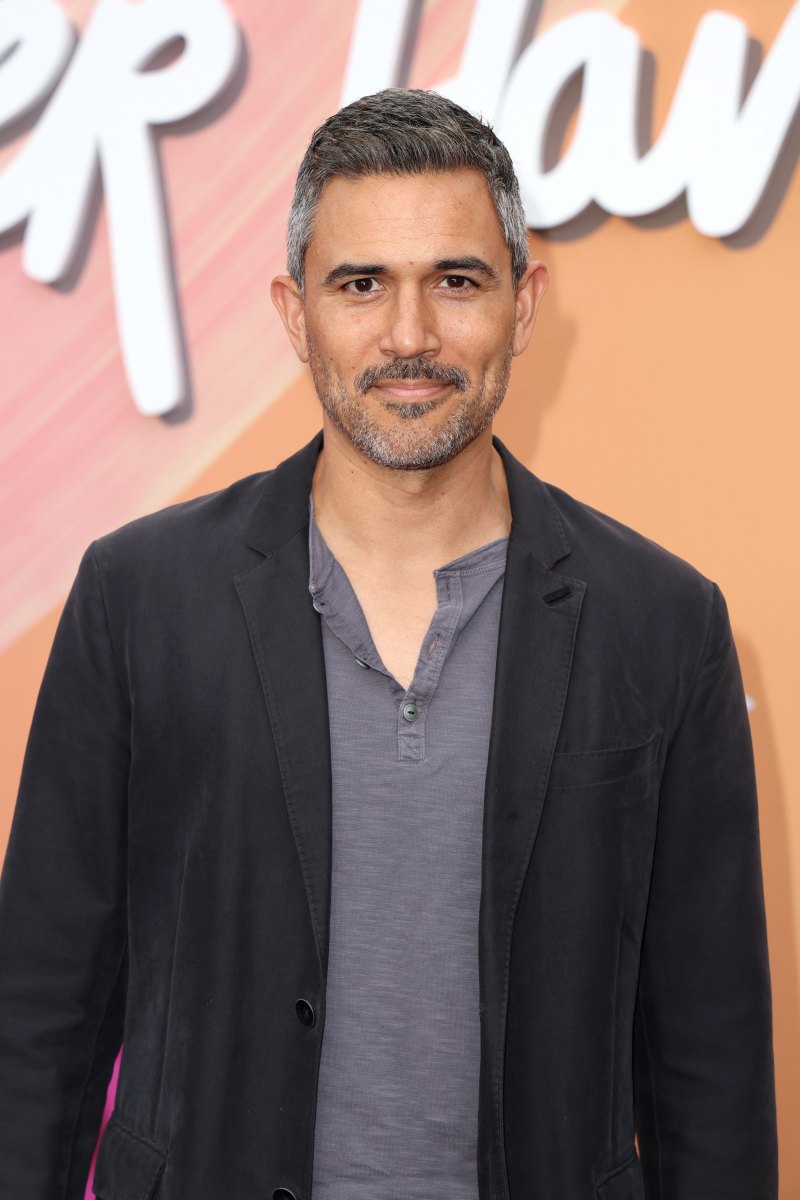 Carrie Bradshaw Dating History