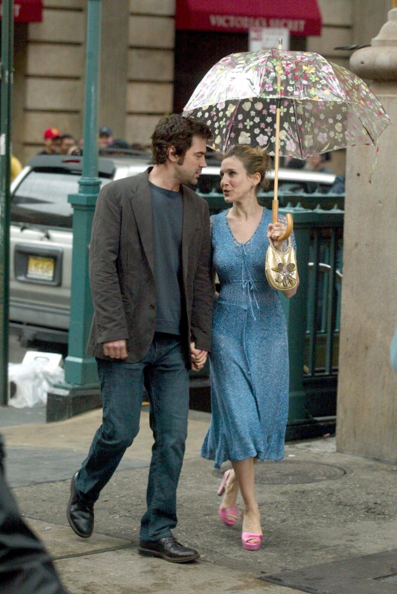 Carrie Bradshaw Dating History