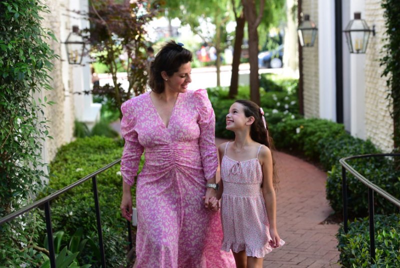 Petite ‘n Pretty Founder Samantha Cutler And Daughter Gia Pink Arriving At The Pretty In Pali Party