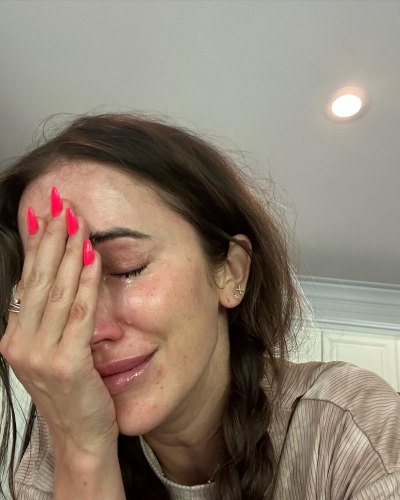 Kaitlyn Bristowe Cries in New Selfie After Jason Tartick Split