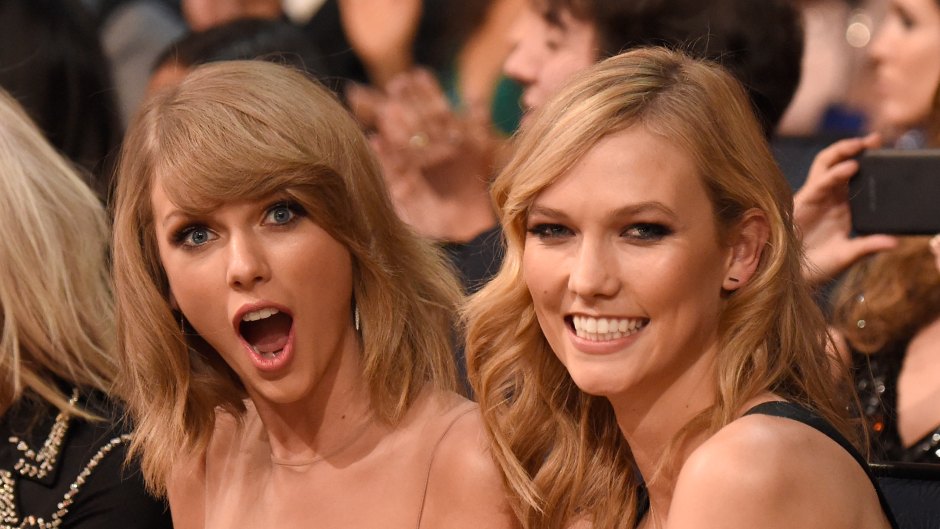 Taylor Swift and Karlie Kloss sitting in the audience at the 2014 American Music Awards