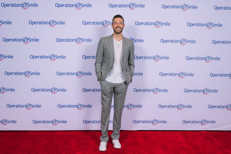 Over the weekend, Operation Smile hosted their 7th Annual Houston Smile Gala honoring actor and philanthropist Zachary Levi (star of Shazam!) at the Royal Sonesta Hotel in Houston, Texas where guests came together to celebrate Operation Smile’s mission to save a child’s life through the gift of a smile as well as Levi’s extensive efforts in which he helped raise funds for more than 2,000 surgeries, giving children worldwide new hope and a fair chance at life.
