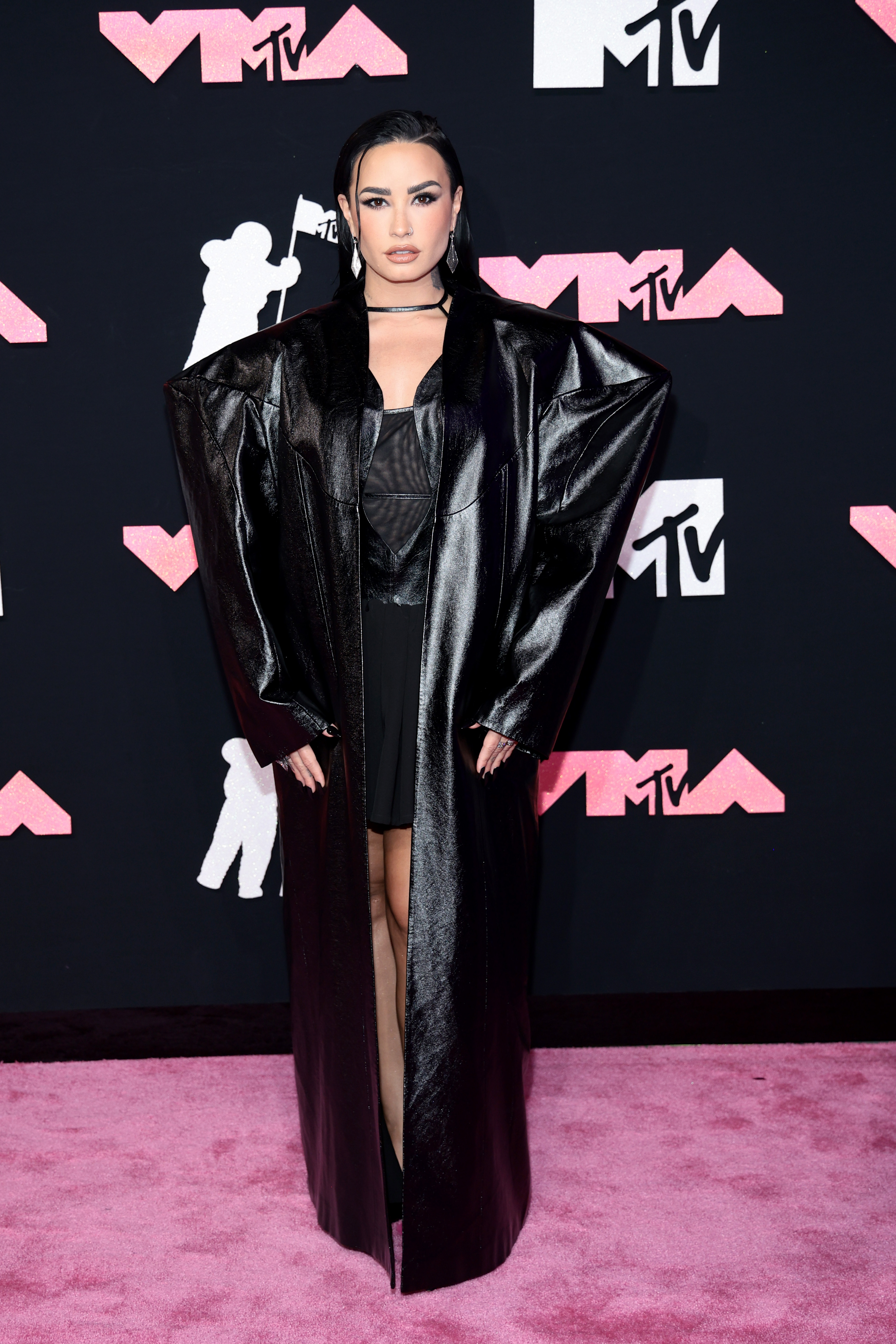 2023 VMA Red Carpet Photos of Celebrity Arrivals, Outfits