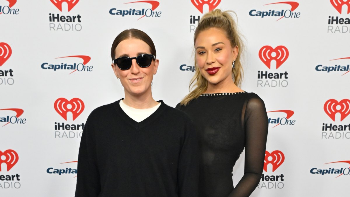 Gabby Windey Says It's Best to Have Girlfriend Robby by Her Side