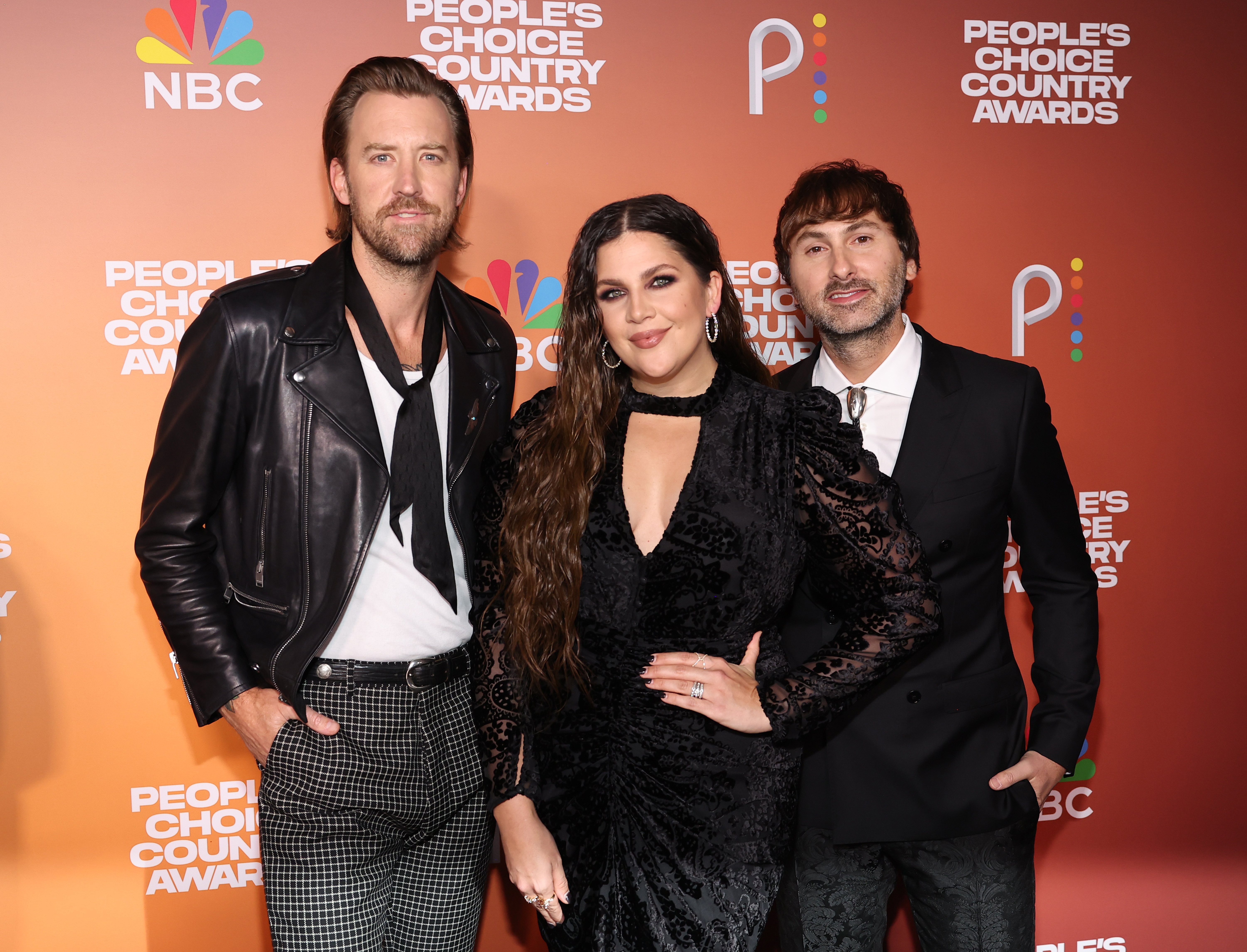 2023 People's Choice Country Awards Red Carpet Arrival [Photos]