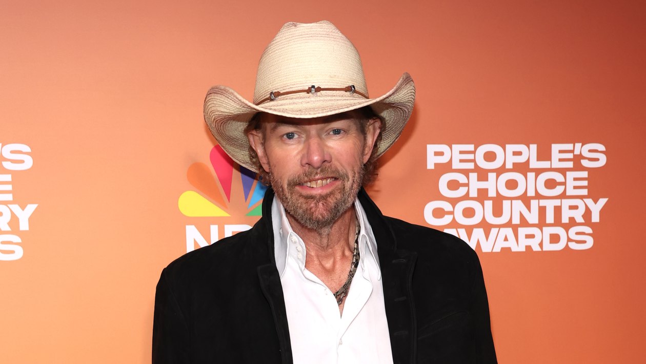 What Type of Cancer Does Toby Keith Have? Illness Updates | Life & Style