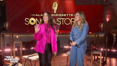 Kelly Clarkson Shows Off Stunning Weight Loss in Dream Duet With Alanis Morissette Greatest Day 708
