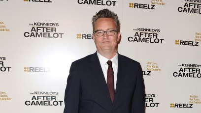 Matthew Perry posing