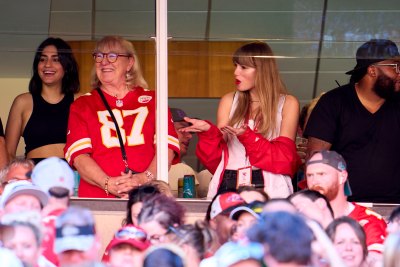 Travis Kelce's Mom Donna Reflects on Meeting Taylor Swift
