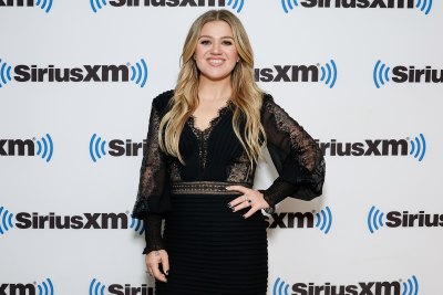 kelly clarkson weight