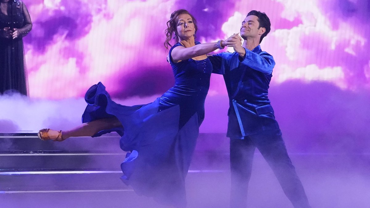 Alyson Hannigan Says DWTS Body Transformation is Insane 725