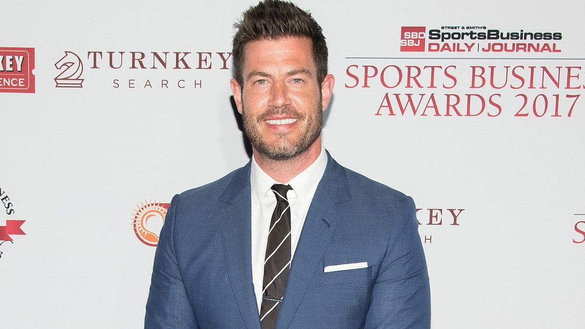 Jesse Palmer Teases ‘Golden Bachelorette’ and ‘Golden Paradise’