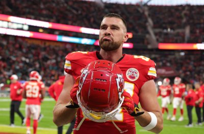 Travis Kelce in uniform during the Miami Dolphins vs. Kansas City Chiefs game on November 5, 2023.