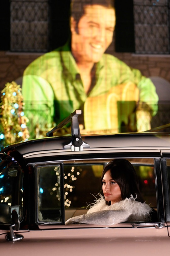 Christmas at Graceland 2023 Performers and Elvis’ Estate [Photos]