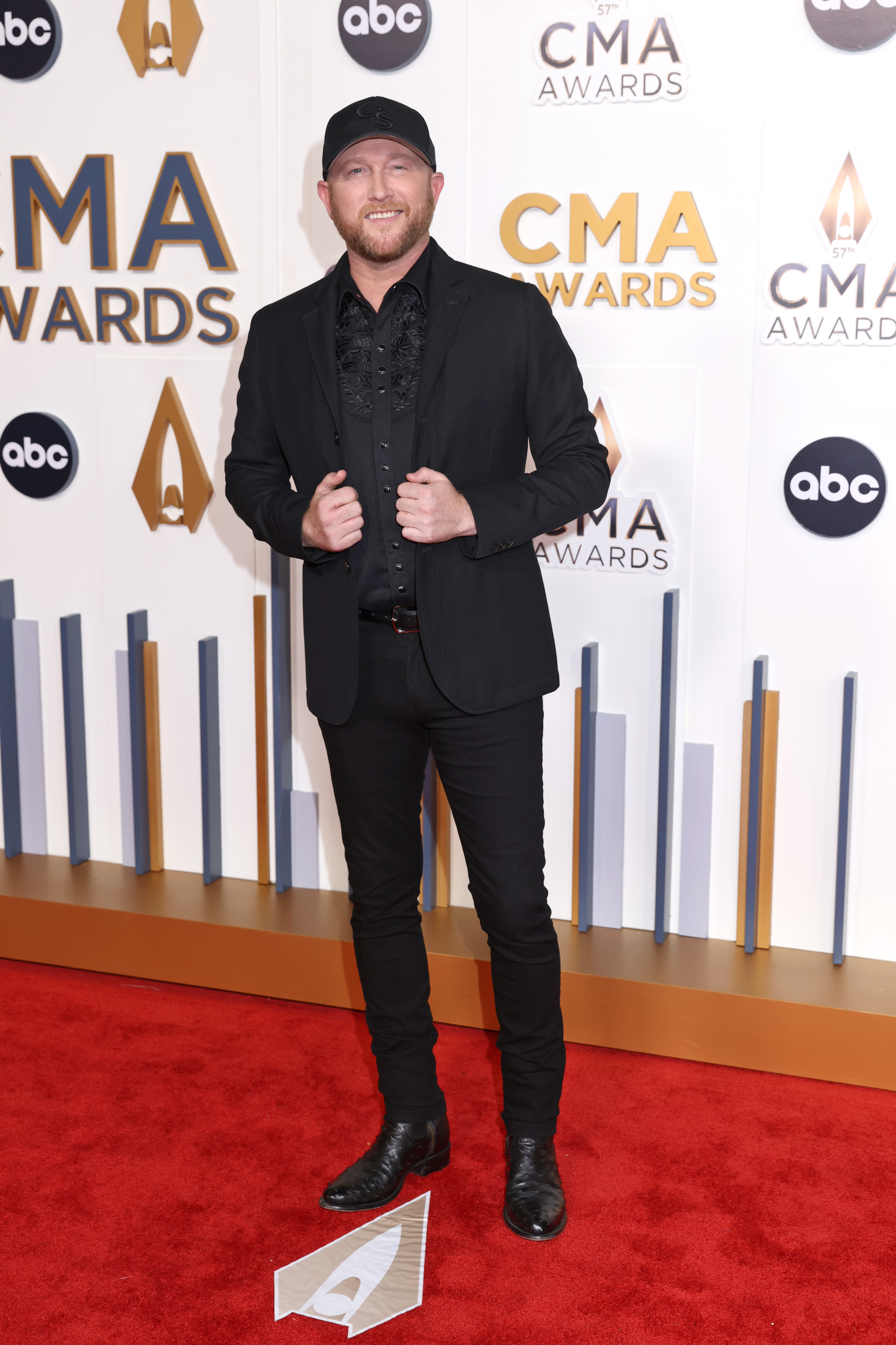 cole swindell cma awards