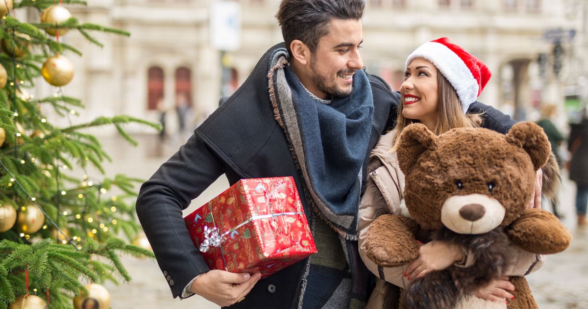 The Ultimate Holiday Gifting Starts With These 12 Essentials