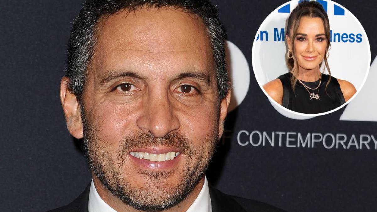mauricio umansky with mystery woman amid kyle richards split