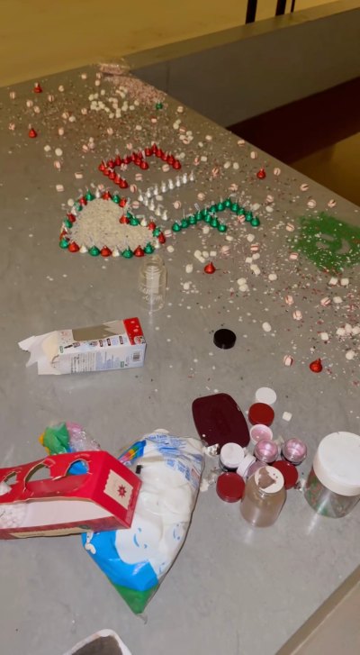 Kim Kardashian Shows Off Bathroom After &lsquo;Elves&rsquo; Fill Tub With Hot Cocoa 1