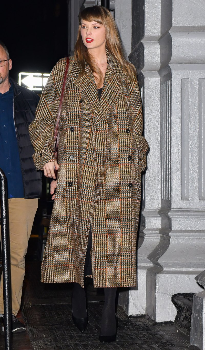 What Your Favorite Stars Are Doing This Week: Hot Photos 20 Taylor Swift outside of Paros Restaurant Tribeca