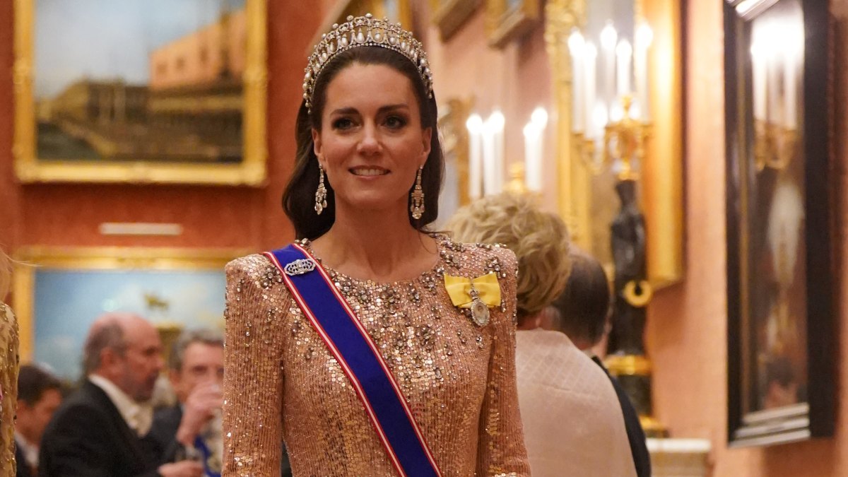 kate-middleton-revenge-dress.