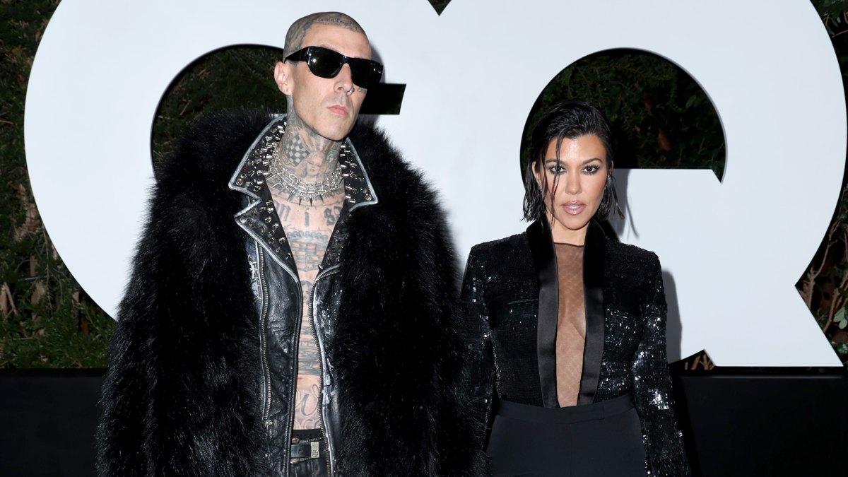 kourtney kardashian reveals optimal breast milk supply snacks