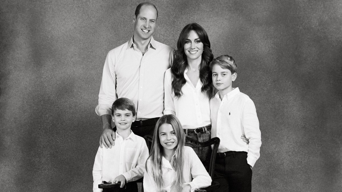 prince william and kate middleton kids share christmas card